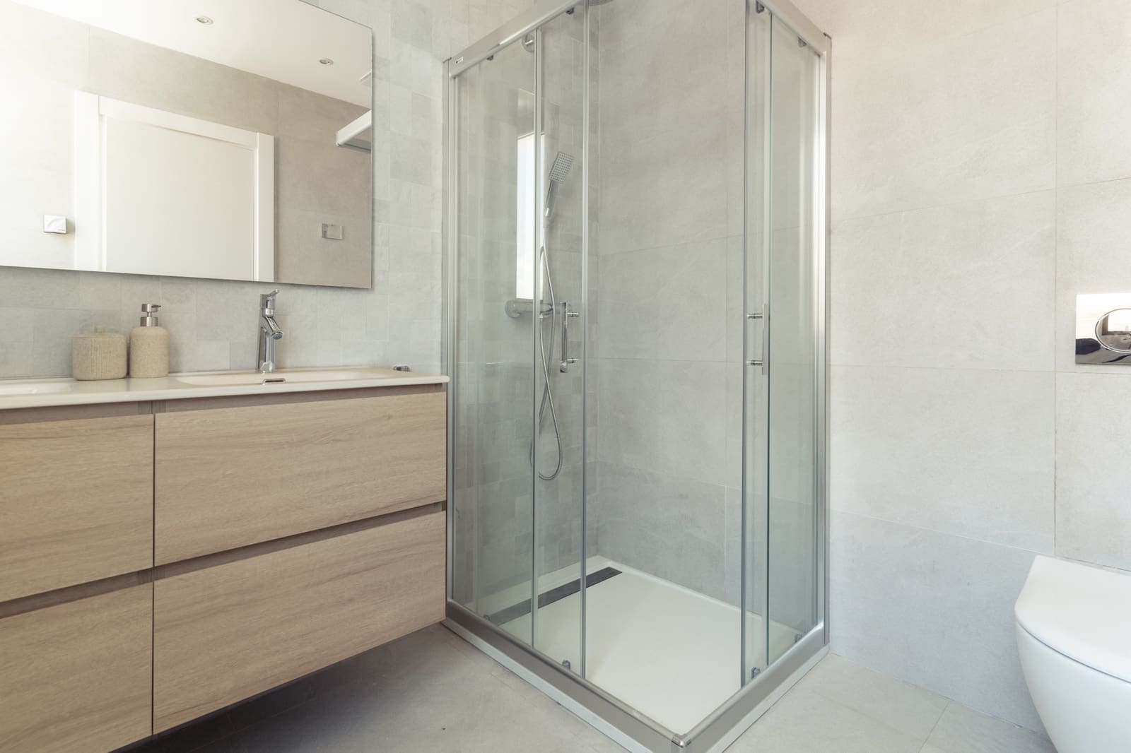 5 sypialnia Willa na sprzedaż w Nueva Andalucia z basenem garażem - 3 295 000 € (Ref: 9889950)