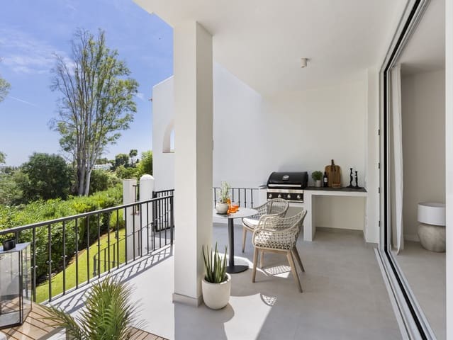 4 bedroom Townhouse for sale in Aloha Golf, Marbella with pool garage - € 849,000 (Ref: 9891879)