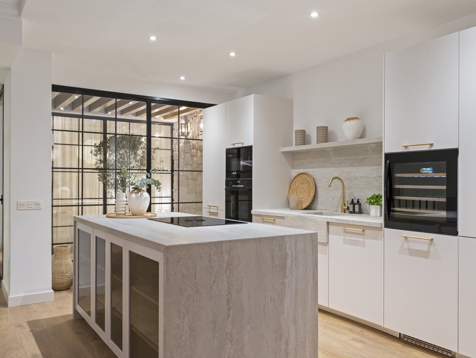 4 soveværelse Byhus til salg i La Quinta med swimmingpool garage - € 899.000 (Ref: 9891880)