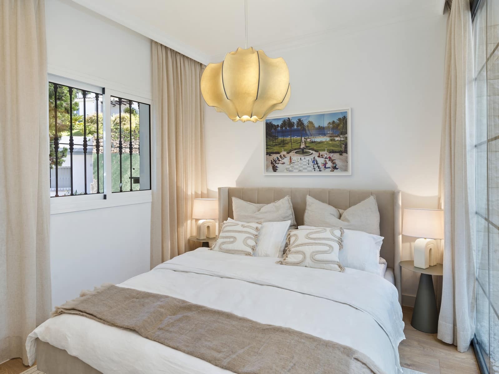 4 soveværelse Byhus til salg i La Quinta med swimmingpool garage - € 899.000 (Ref: 9891880)