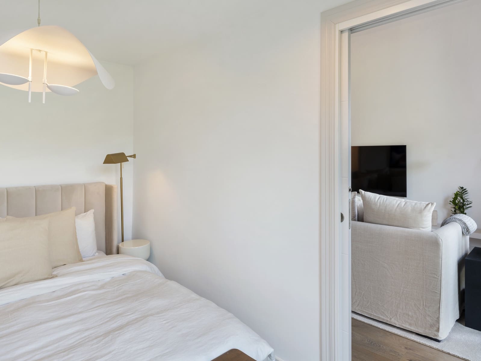 4 soveværelse Byhus til salg i La Quinta med swimmingpool garage - € 899.000 (Ref: 9891880)