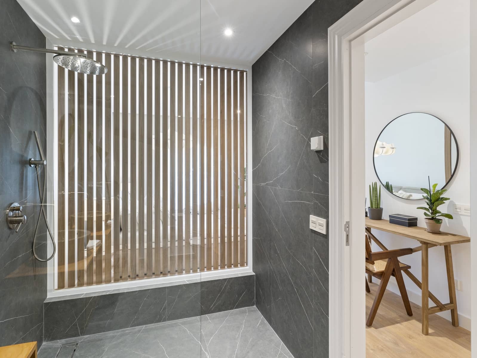 4 soveværelse Byhus til salg i La Quinta med swimmingpool garage - € 899.000 (Ref: 9891880)
