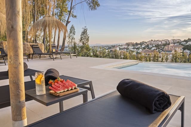 5 chambre Villa/Maison à vendre à Aloha Golf, Marbella avec piscine garage - 2 495 000 € (Ref: 9891881)
