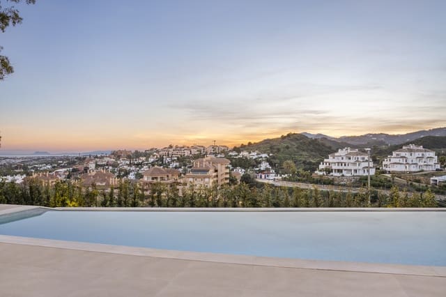 5 chambre Villa/Maison à vendre à Aloha Golf, Marbella avec piscine garage - 2 495 000 € (Ref: 9891881)
