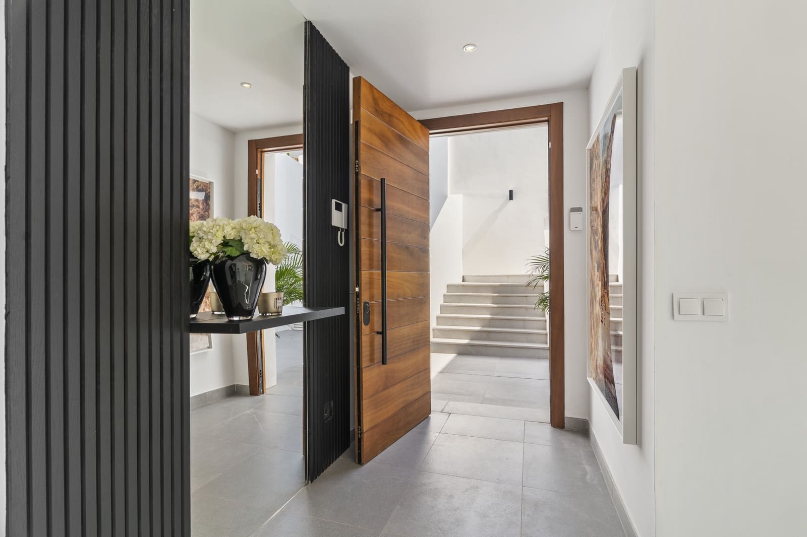 Chalet de 5 habitaciones en Nueva Andalucia en venta con piscina garaje - 2.495.000 € (Ref: 9891881)