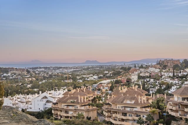 5 chambre Villa/Maison à vendre à Aloha Golf, Marbella avec piscine garage - 2 495 000 € (Ref: 9891881)
