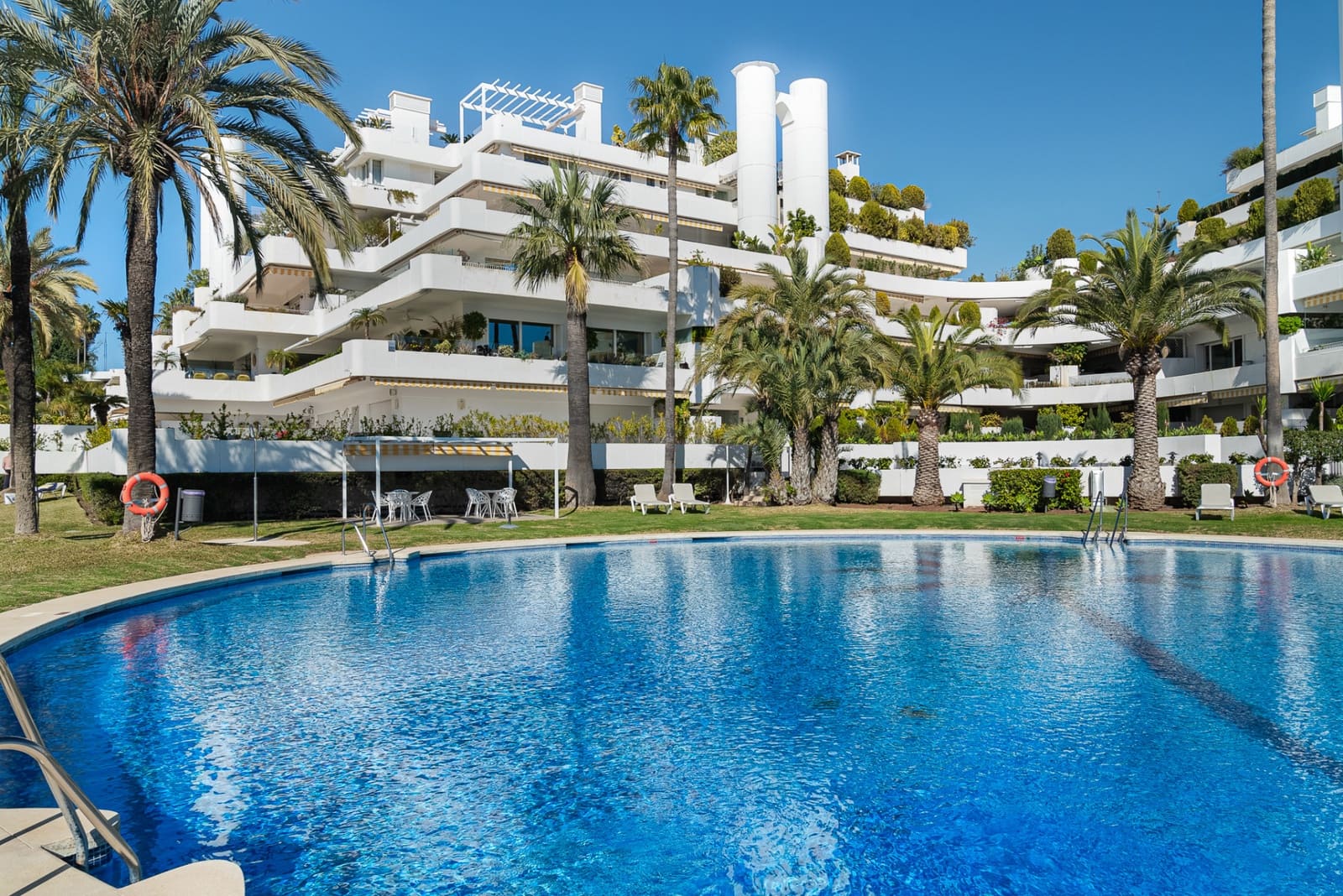 3 soveværelse Lejlighed til salg i Golden Mile med swimmingpool garage - € 1.280.000 (Ref: 9891883)