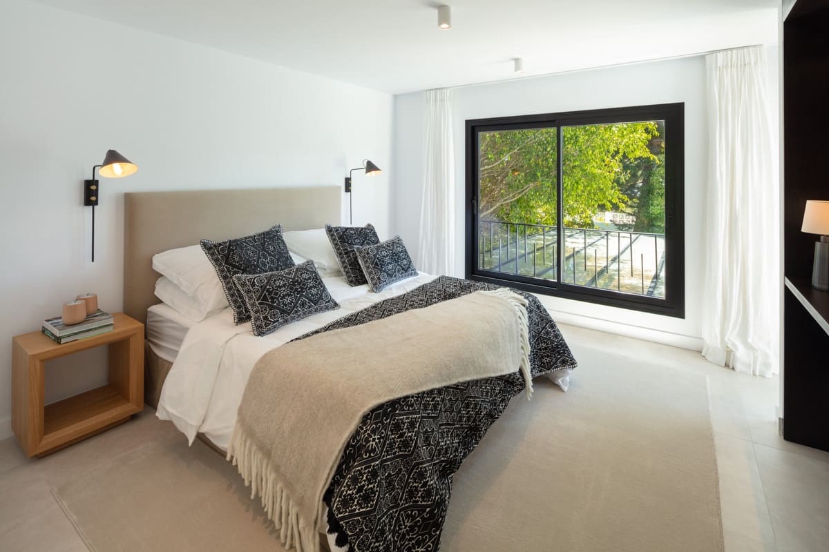 4 soverom Villa til salgs i Puerto Banus med svømmebasseng garasje - € 3 250 000 (Ref: 9891885)