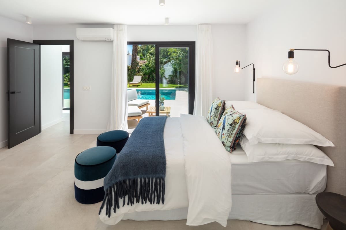 4 soverom Villa til salgs i Puerto Banus med svømmebasseng garasje - € 3 250 000 (Ref: 9891885)