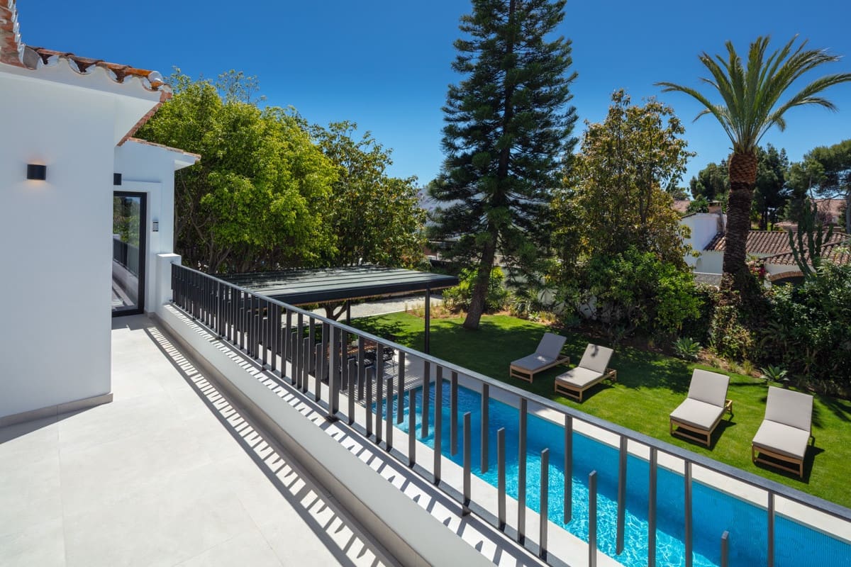 4 soverom Villa til salgs i Puerto Banus med svømmebasseng garasje - € 3 250 000 (Ref: 9891885)