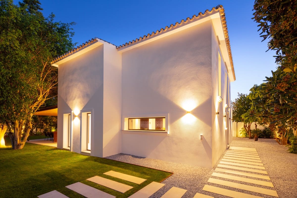 4 soverom Villa til salgs i Puerto Banus med svømmebasseng garasje - € 3 250 000 (Ref: 9891885)
