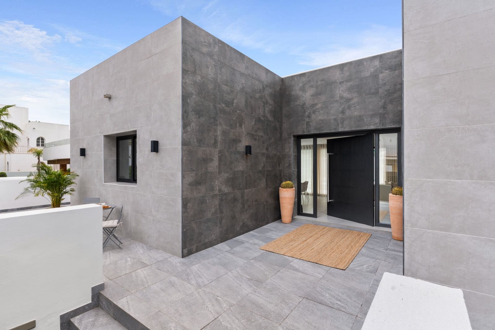 3 chambre Villa/Maison à vendre à Nueva Andalucia avec piscine garage - 1 625 000 € (Ref: 9891887)