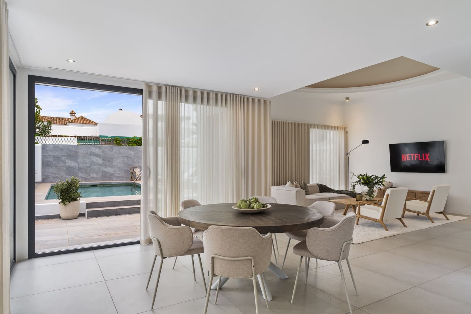 3 chambre Villa/Maison à vendre à Nueva Andalucia avec piscine garage - 1 625 000 € (Ref: 9891887)