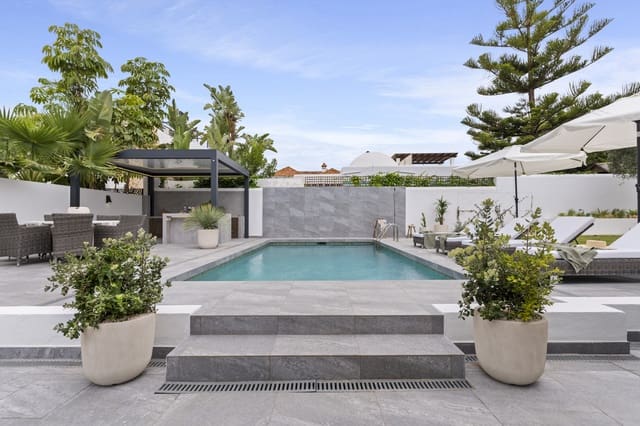 3 camera da letto Villa in vendita in Las Brisas, Marbella con piscina garage - 1.625.000 € (Rif: 9891887)