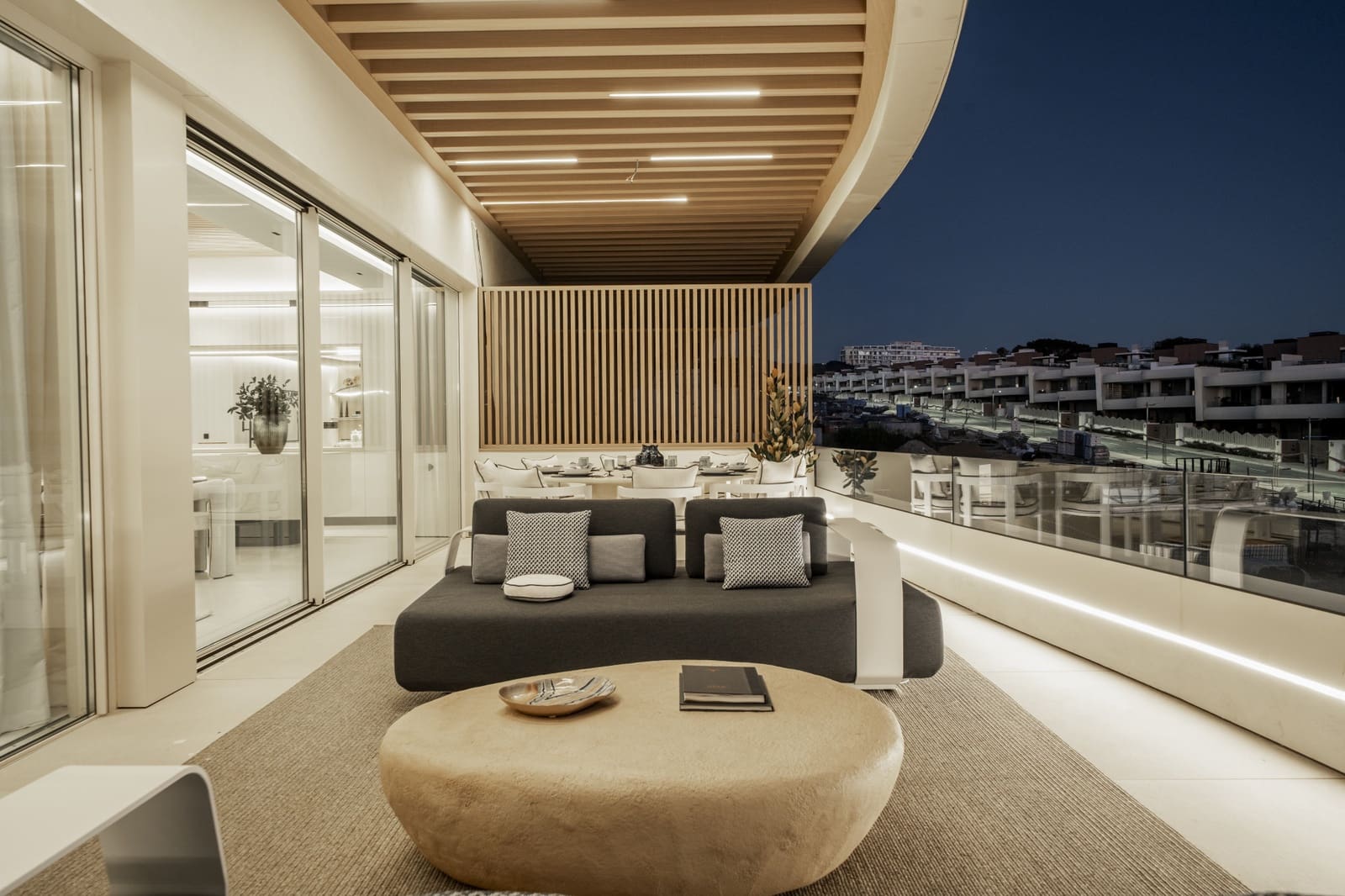 4 Zimmer Villa zu verkaufen in Marbella mit Pool Garage - 4.500.000 € (Ref: 9891889)