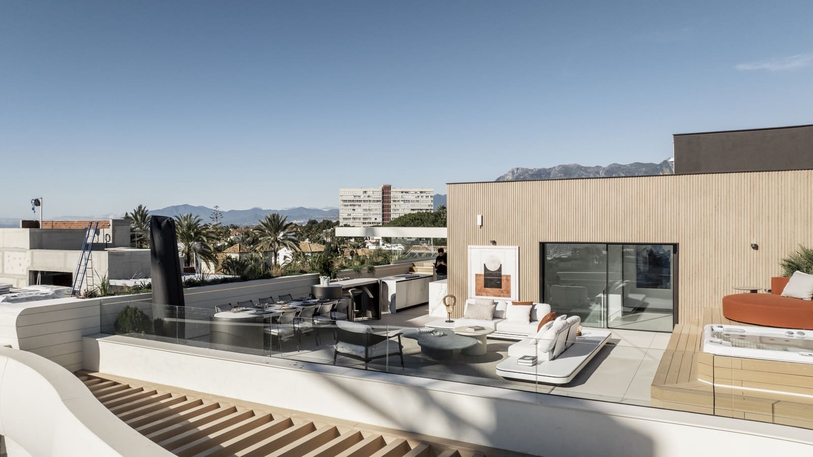4 Zimmer Villa zu verkaufen in Marbella mit Pool Garage - 4.500.000 € (Ref: 9891889)