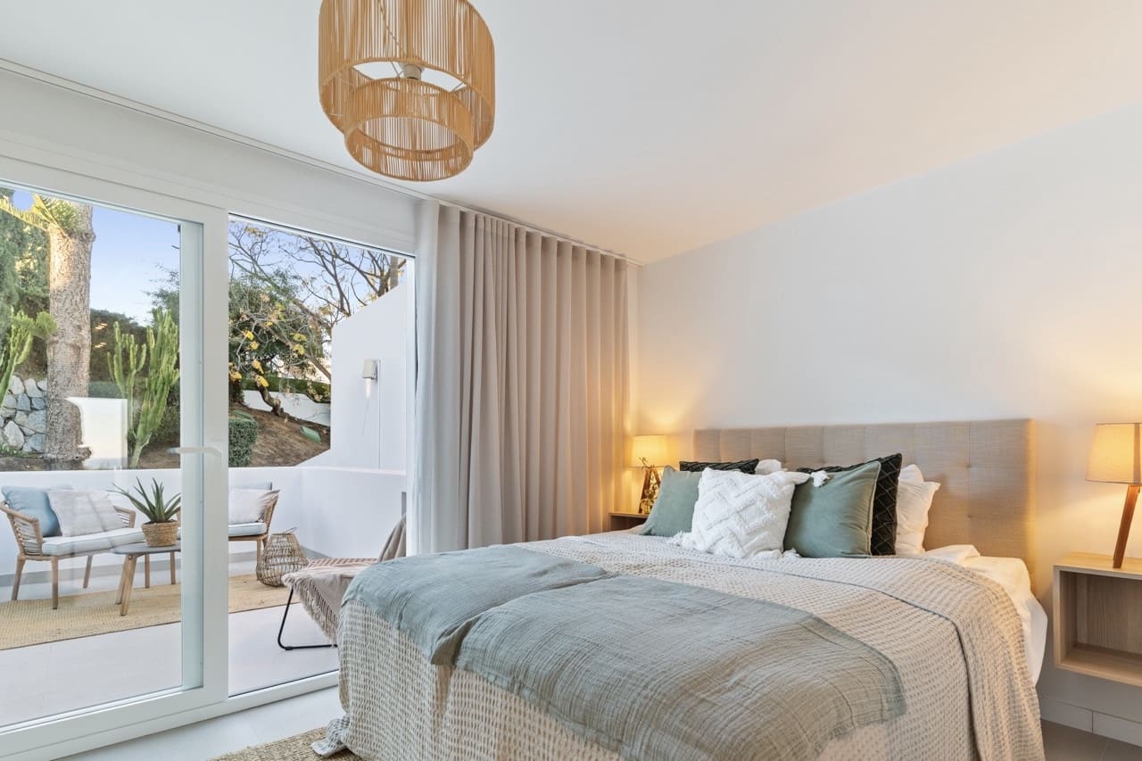 4 slaapkamer Huis te koop in Nueva Andalucia met zwembad garage - € 749.000 (Ref: 9894009)