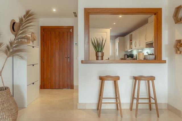 2 sypialnia Apartament na sprzedaż w Aloha Golf, Marbella z basenem garażem - 595 000 € (Ref: 9894011)