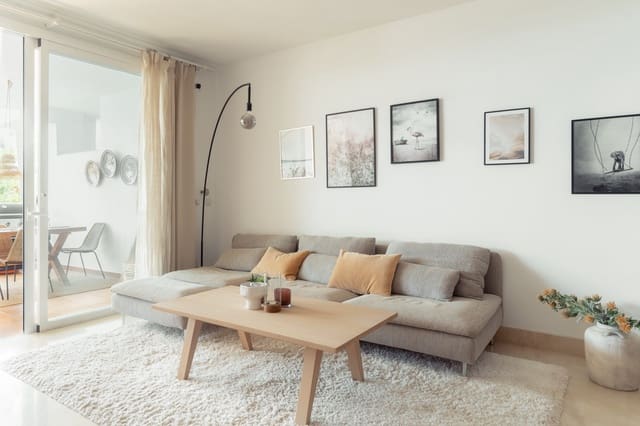 2 sypialnia Apartament na sprzedaż w Aloha Golf, Marbella z basenem garażem - 595 000 € (Ref: 9894011)