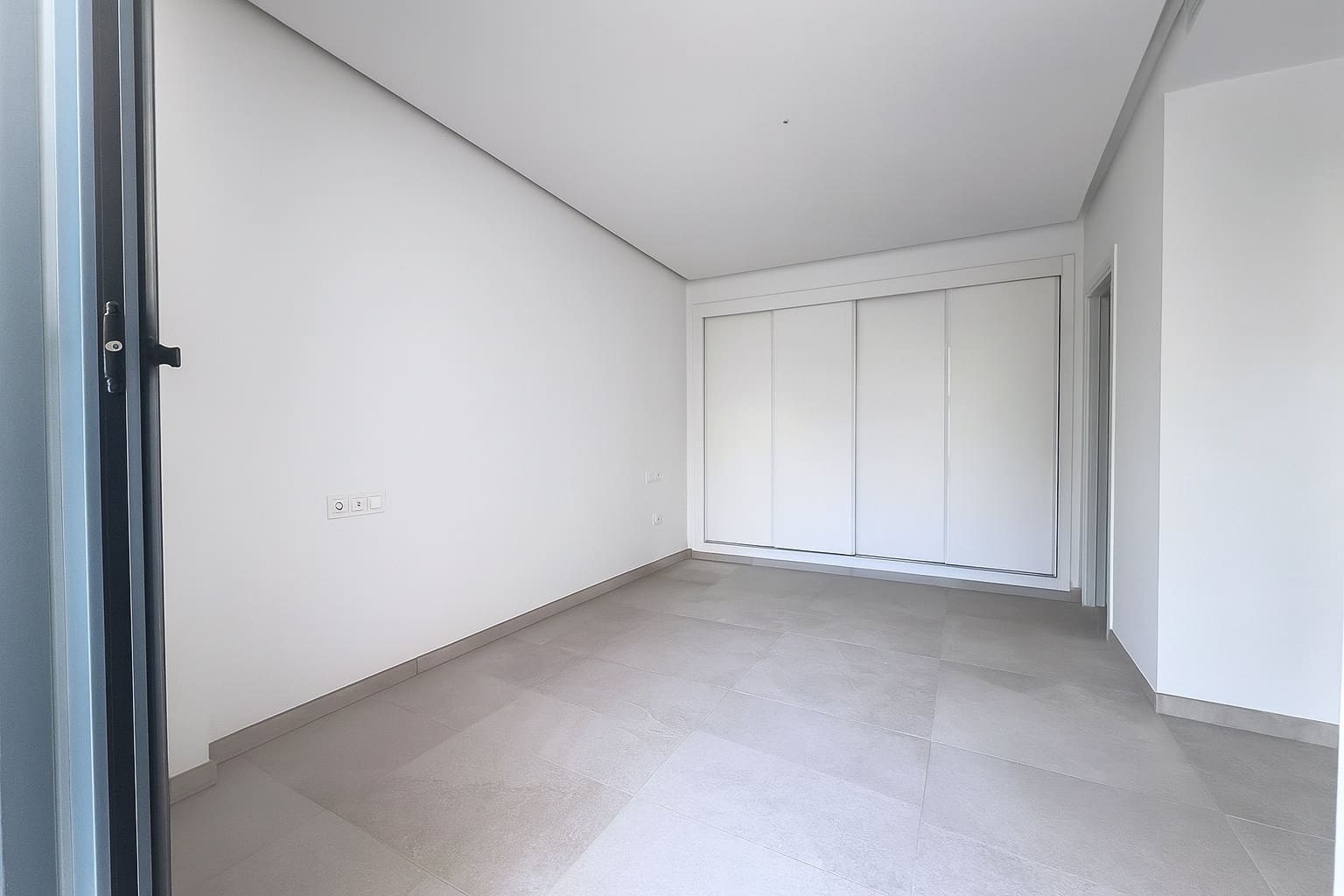 3 Zimmer Penthouse zu verkaufen in La Quinta mit Pool Garage - 1.295.000 € (Ref: 9906833)
