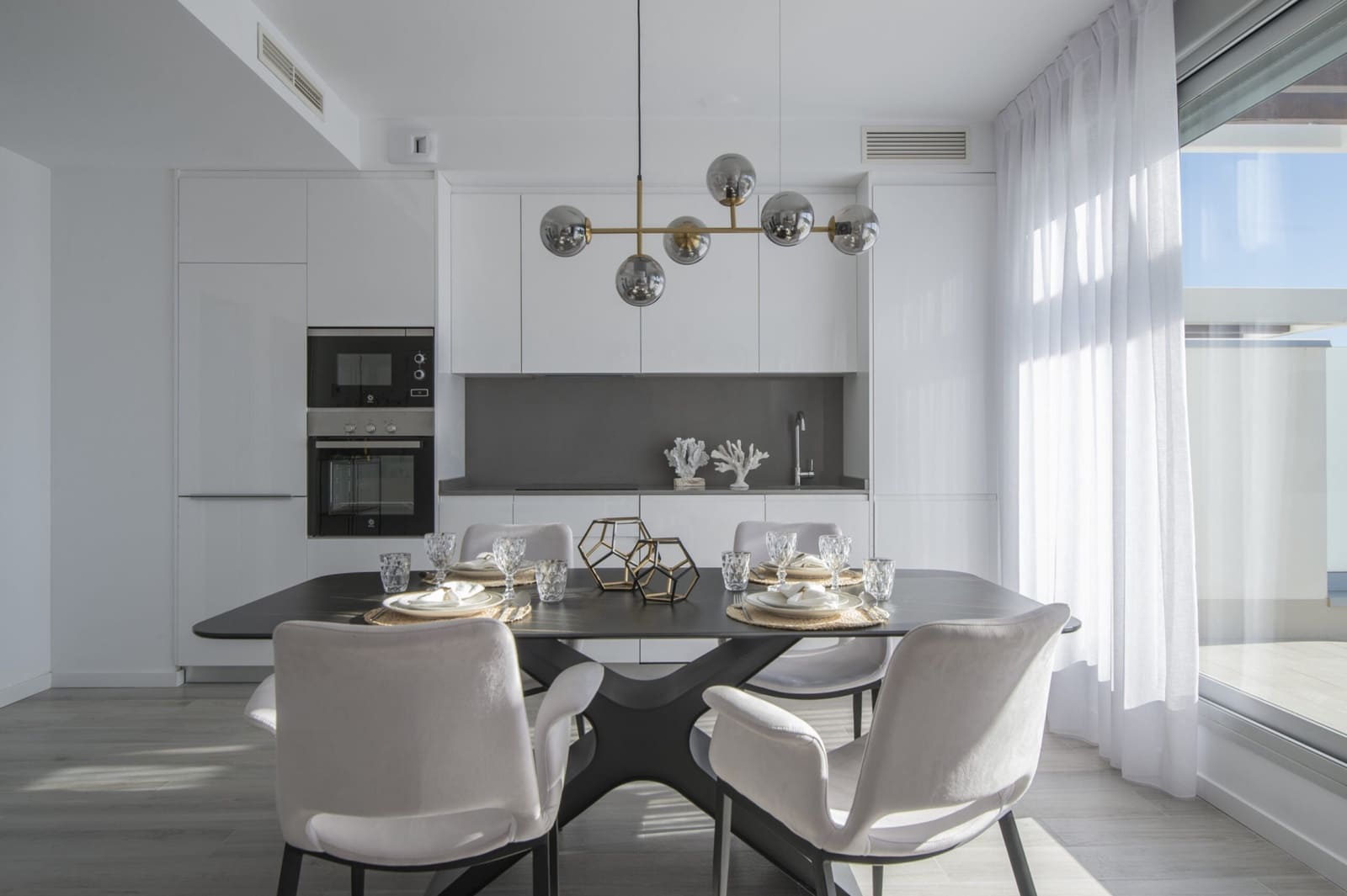 3 slaapkamer Penthouse te koop in New Golden Mile met zwembad garage - € 525.000 (Ref: 9931294)