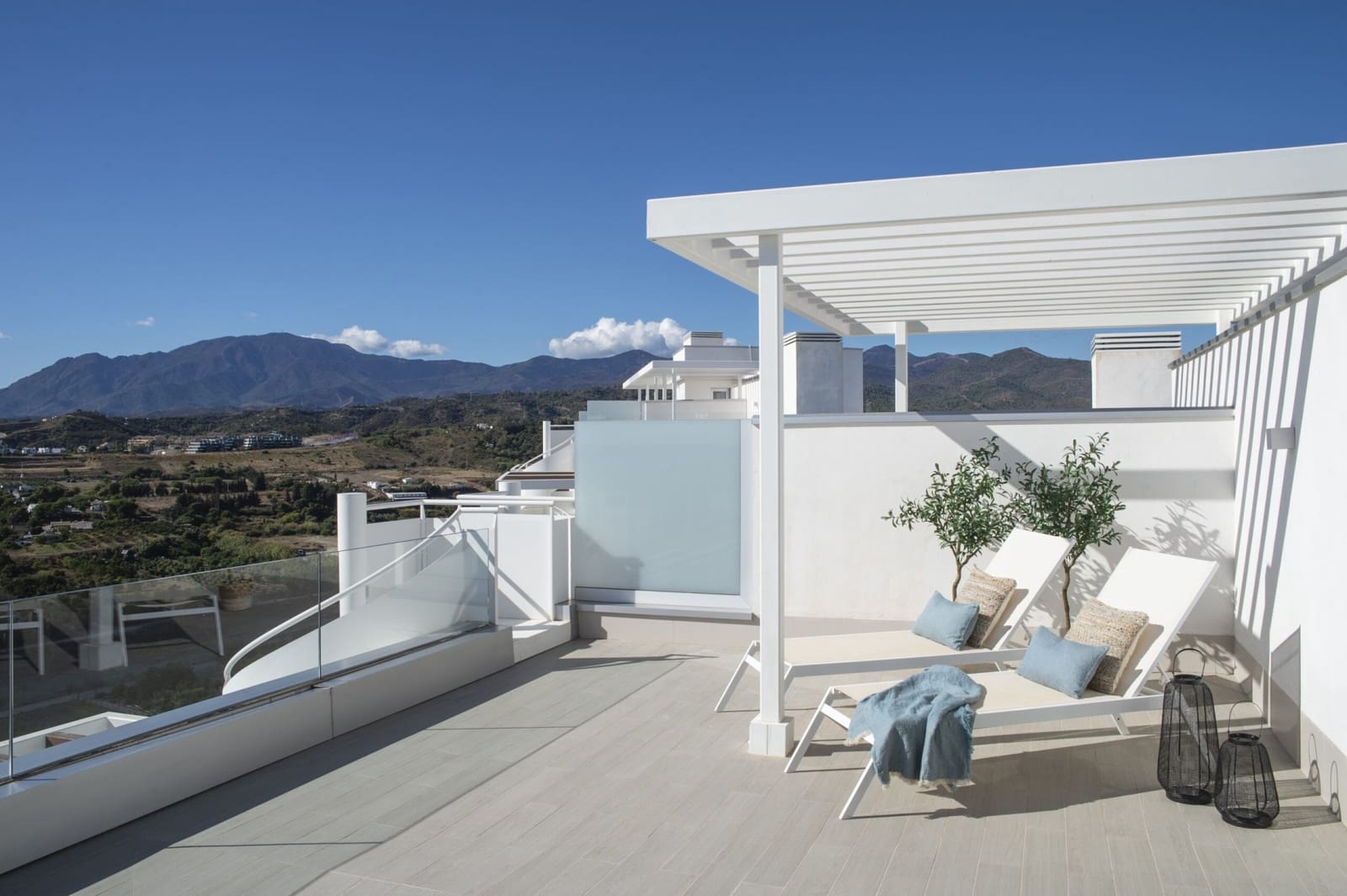 3 slaapkamer Penthouse te koop in New Golden Mile met zwembad garage - € 525.000 (Ref: 9931294)