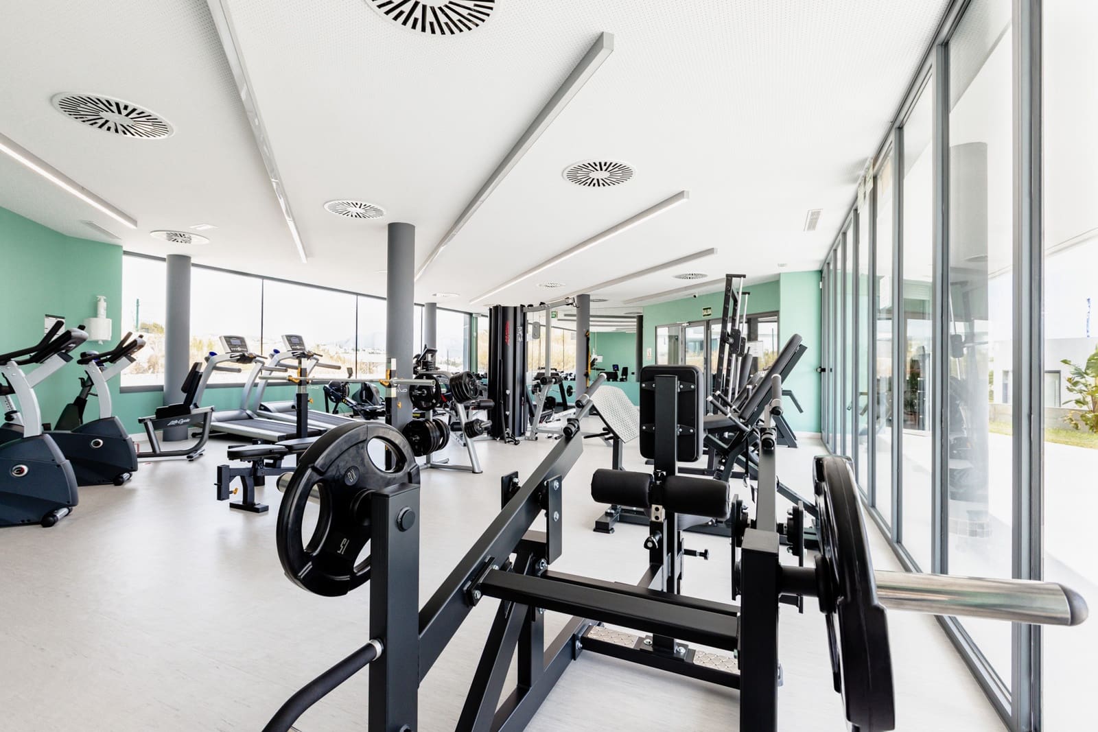 3 slaapkamer Penthouse te koop in New Golden Mile met zwembad garage - € 525.000 (Ref: 9931294)
