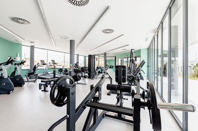 3 slaapkamer Penthouse te koop in New Golden Mile, Estepona met zwembad garage - € 525.000 (Ref: 9931294)