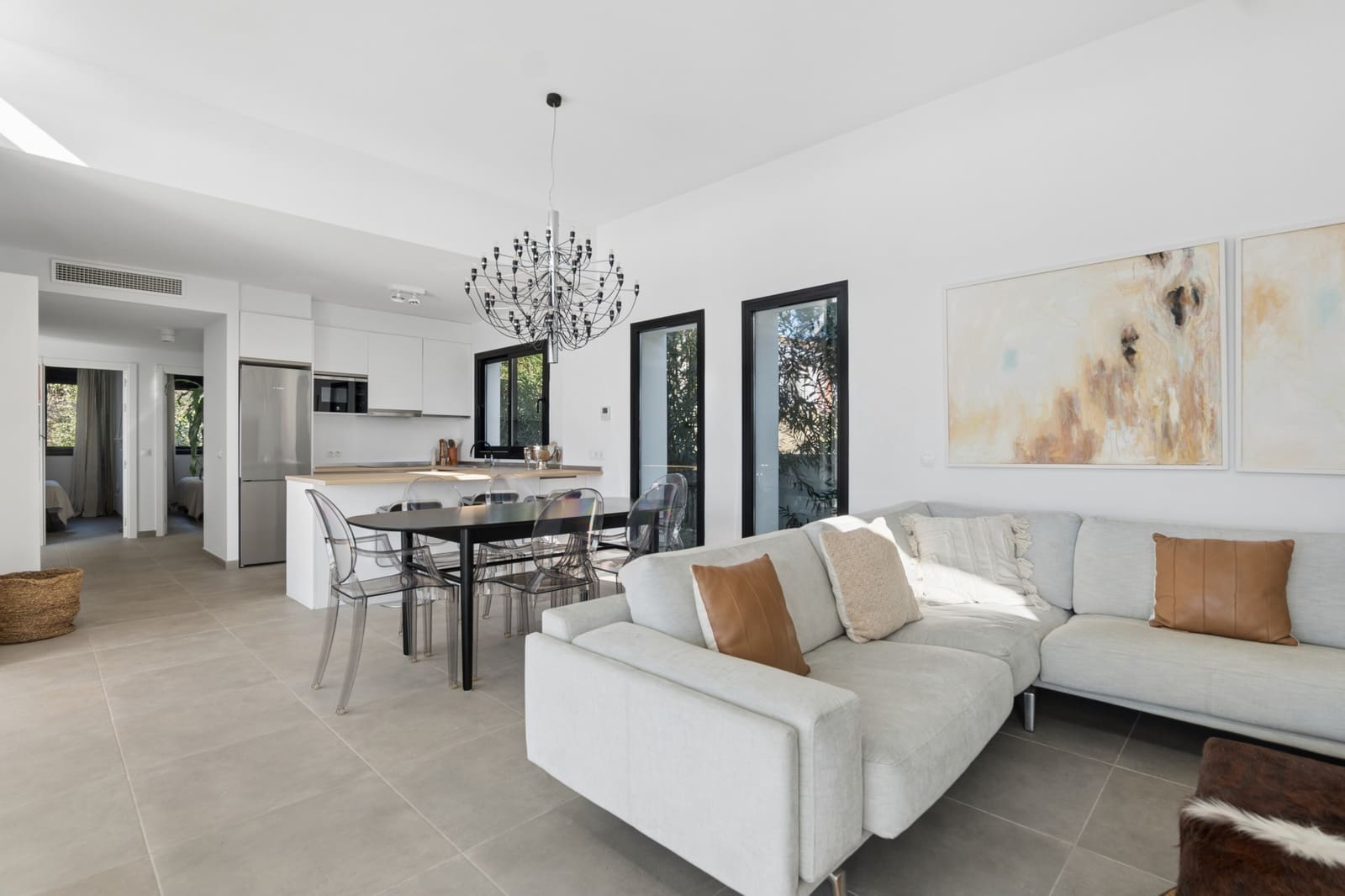 3 Zimmer Villa zu verkaufen in Estepona mit Pool Garage - 890.000 € (Ref: 9943932)