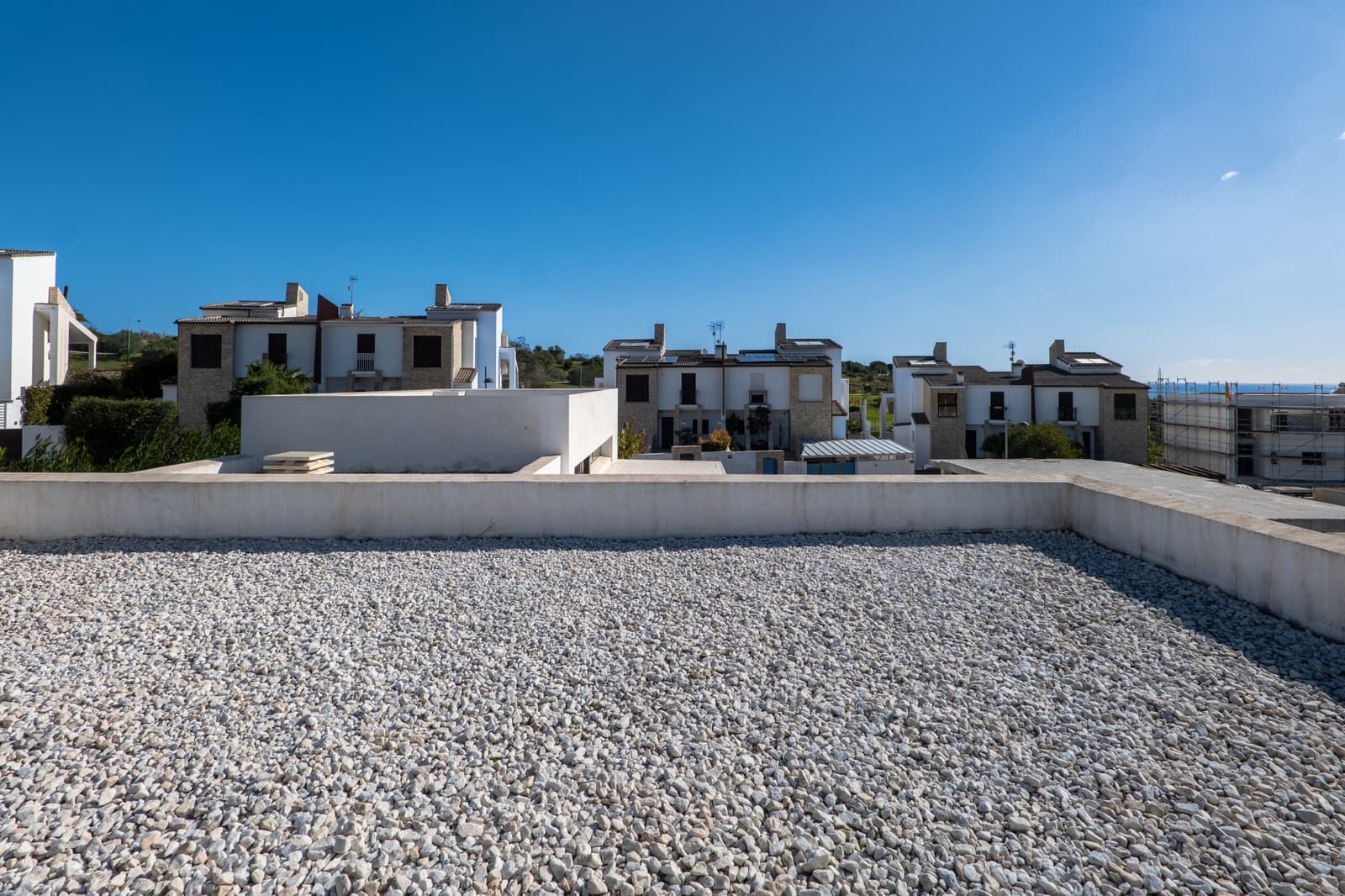3 Zimmer Villa zu verkaufen in Estepona mit Pool Garage - 890.000 € (Ref: 9943932)