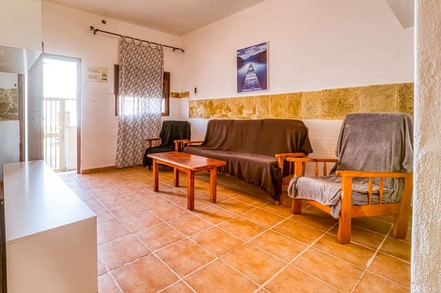 Casa de 6 habitaciones en Puerto del Rosario en venta - 295.000 € (Ref: 9974263)
