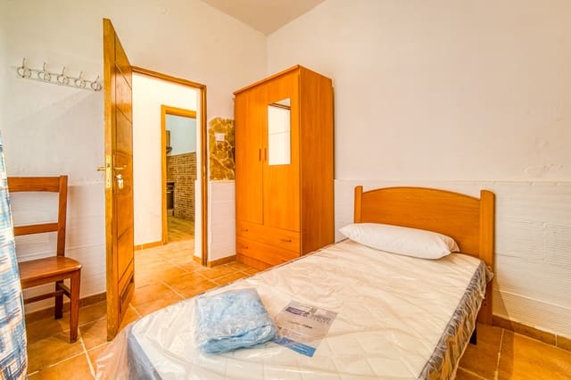 Casa de 6 habitaciones en Puerto del Rosario en venta - 295.000 € (Ref: 9974263)