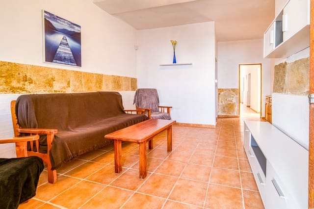 Casa de 6 habitaciones en Puerto del Rosario en venta - 295.000 € (Ref: 9974263)