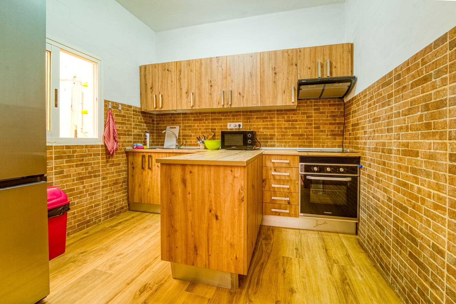 Casa de 6 habitaciones en Puerto del Rosario en venta - 295.000 € (Ref: 9974263)