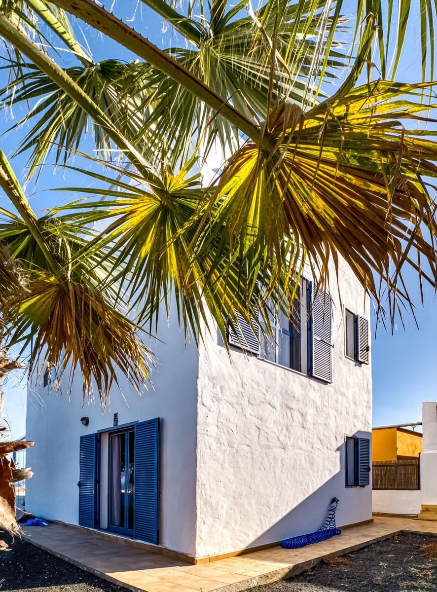 Casa de 3 habitaciones en Caleta de Fuste en venta con piscina - 269.000 € (Ref: 9974432)