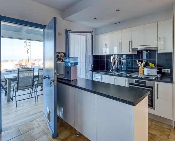 3 soveværelse Byhus til salg i Caleta de Fuste, Antigua med swimmingpool - € 269.000 (Ref: 9974432)