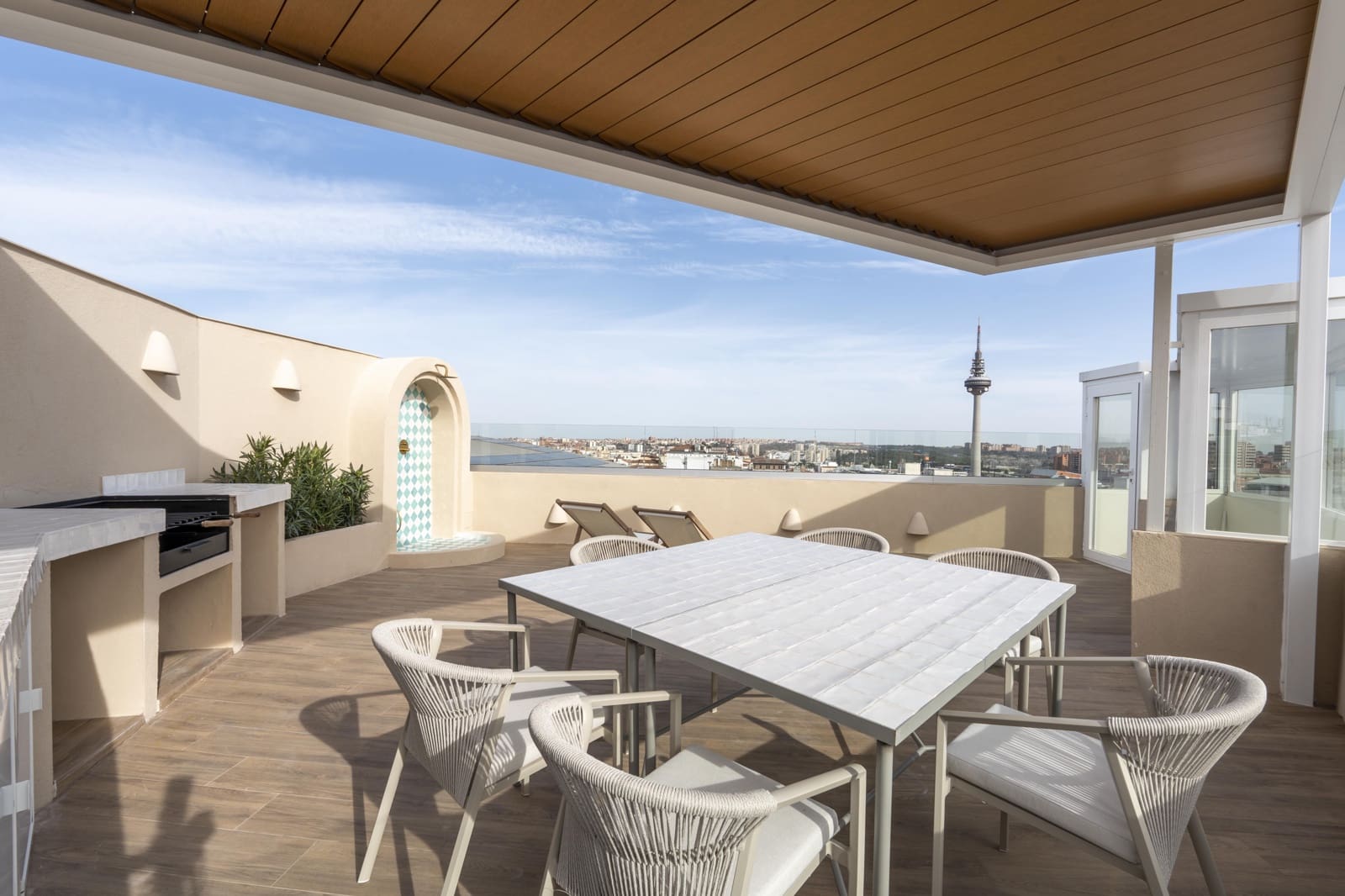 Ático de 5 habitaciones en Madrid ciudad en venta - 3.990.000 € (Ref: 9879225)