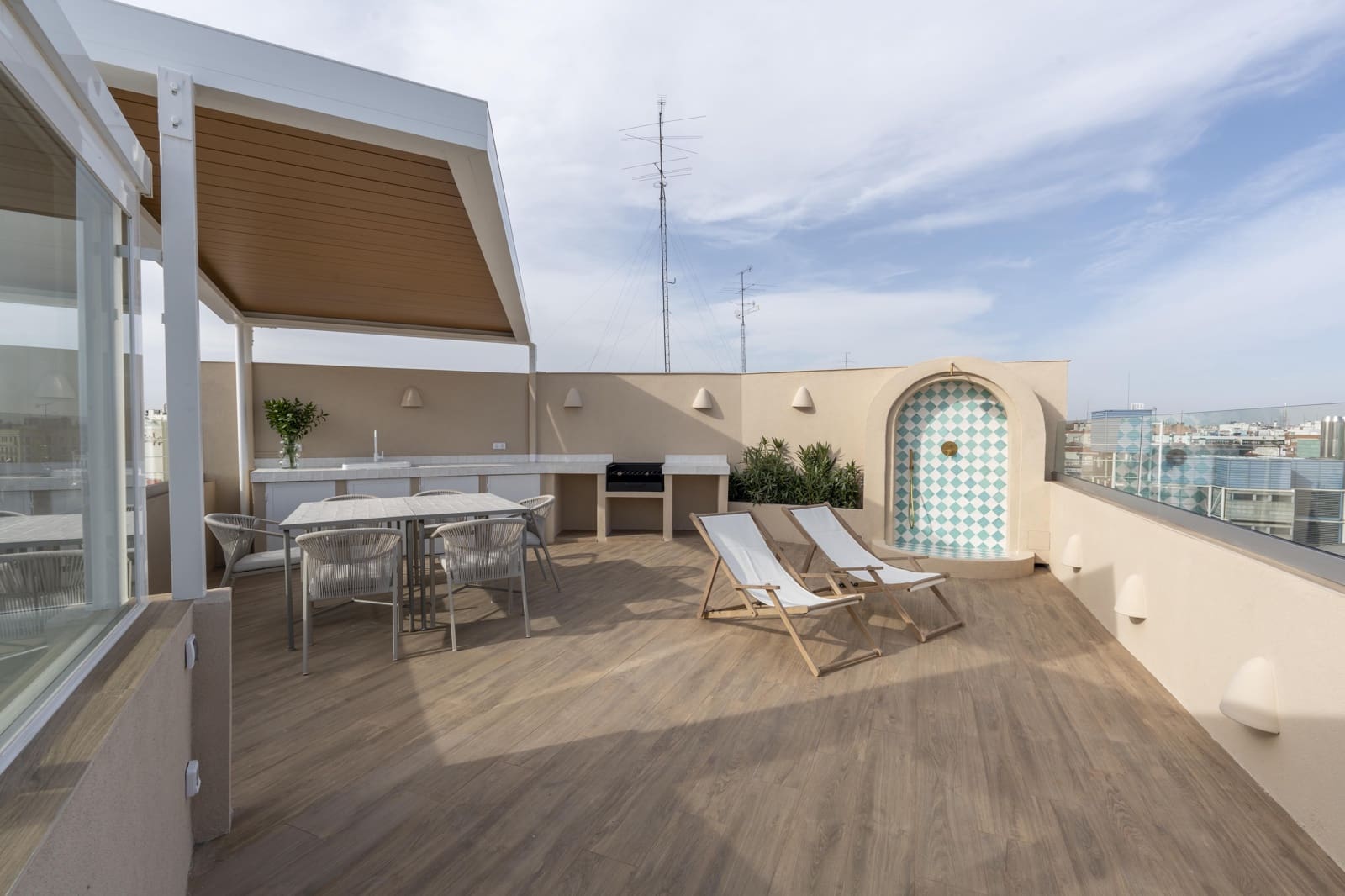 Ático de 5 habitaciones en Madrid ciudad en venta - 3.990.000 € (Ref: 9879225)