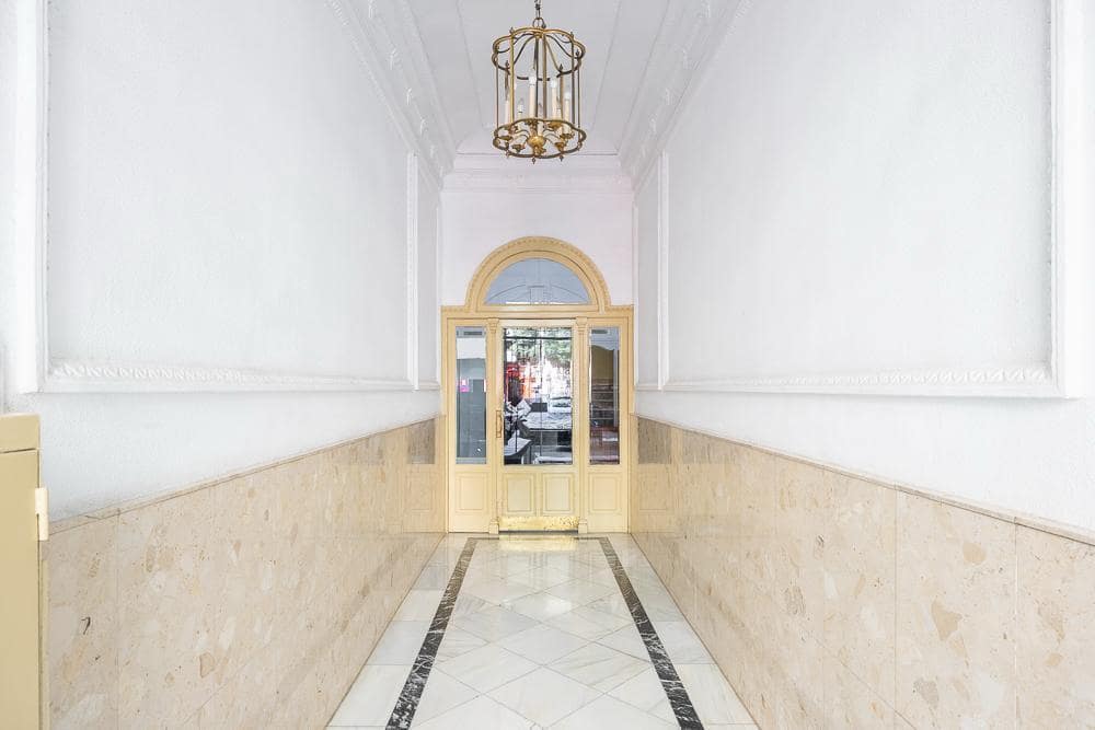 Piso de 3 habitaciones en Madrid ciudad en venta - 1.395.000 € (Ref: 9879228)