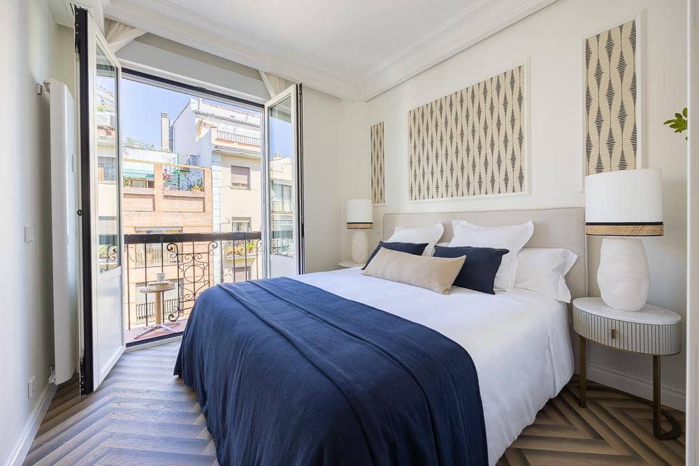 Piso de 3 habitaciones en Madrid ciudad en venta - 1.395.000 € (Ref: 9879228)