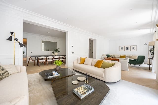3 soveværelse Lejlighed til salg i Recoletos, Madrid by - € 8.100.000 (Ref: 9879645)