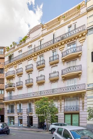 3 soveværelse Lejlighed til salg i Recoletos, Madrid by - € 8.100.000 (Ref: 9879645)