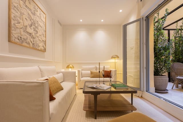 4 soveværelse Lejlighed til salg i Castellana, Madrid by - € 7.850.000 (Ref: 9879654)
