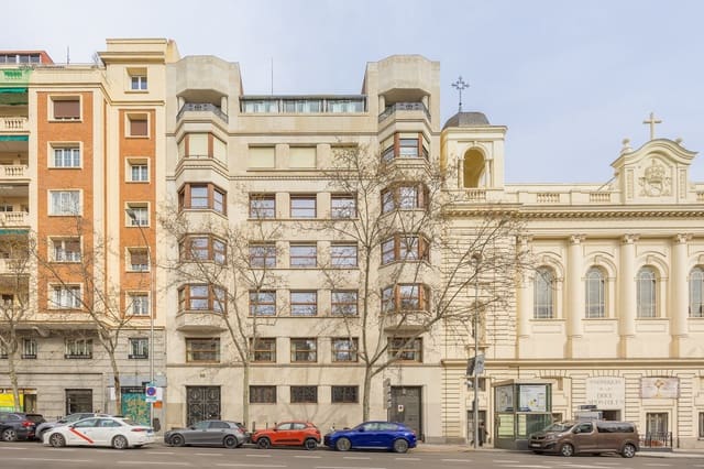 4 soveværelse Lejlighed til salg i Castellana, Madrid by - € 7.850.000 (Ref: 9879654)