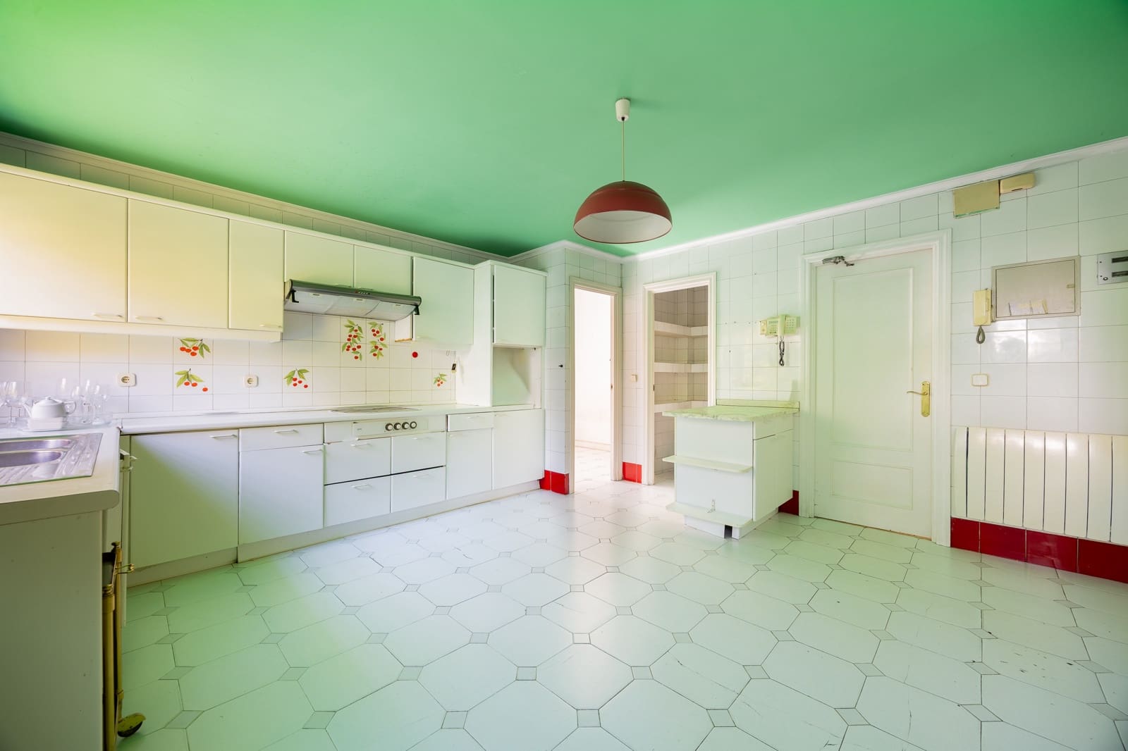 6 sovrum Villa till salu i Madrid stad med pool garage - 2 480 000 € (Ref: 9879842)