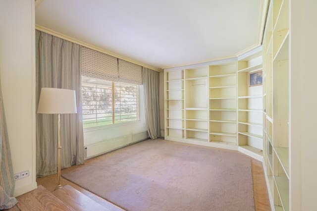 6 sovrum Villa till salu i Fuentelareina, Madrid stad med pool garage - 2 480 000 € (Ref: 9879842)