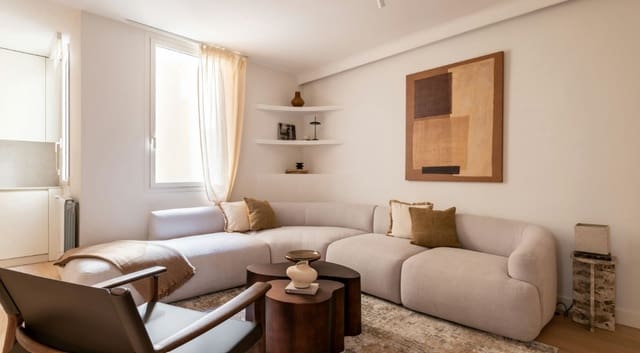 3 slaapkamer Appartement te koop in Jerónimos, Madrid stad - € 2.260.000 (Ref: 9879983)