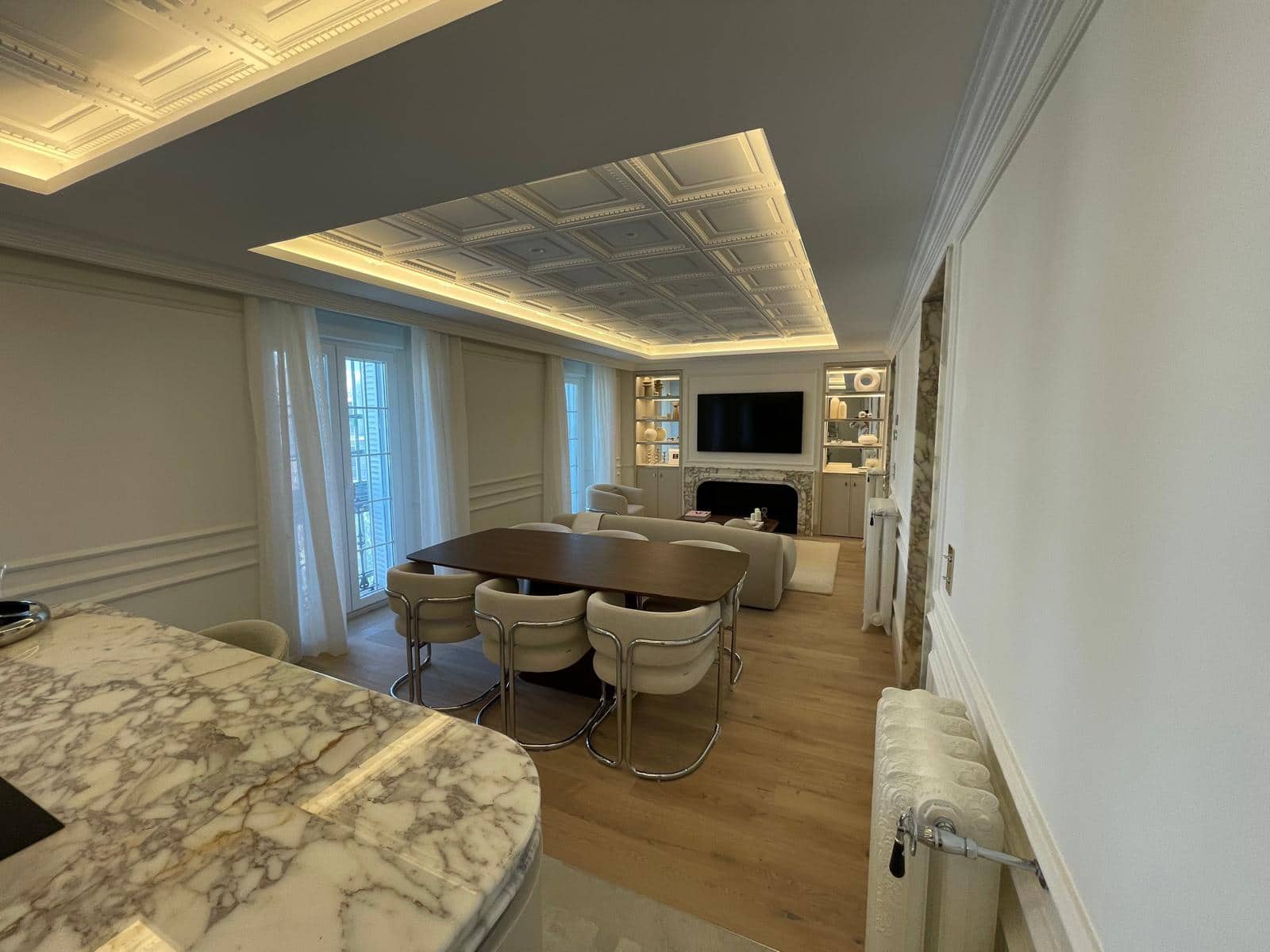 Apartamento de 3 habitaciones en Madrid ciudad en venta - 2.600.000 € (Ref: 9880239)