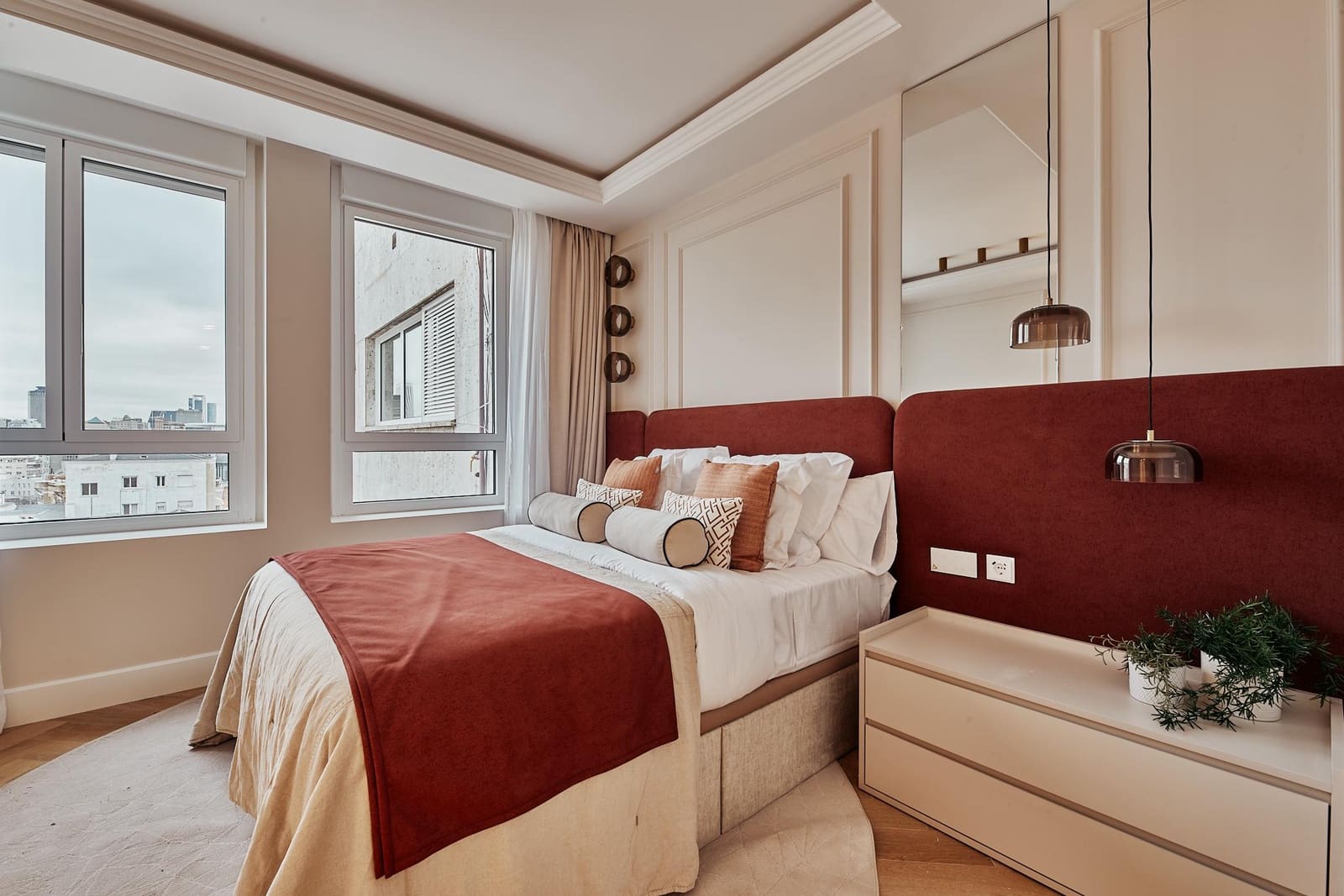 5 bedroom Apartment for sale in Madrid city with garage - € 5,709,000 (Ref: 9880284)