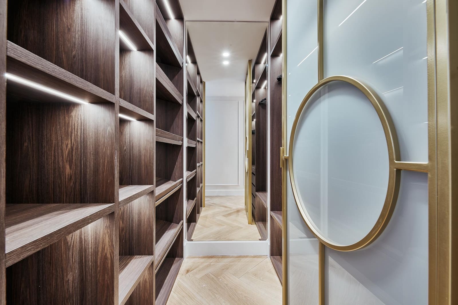 5 bedroom Apartment for sale in Madrid city with garage - € 5,709,000 (Ref: 9880284)